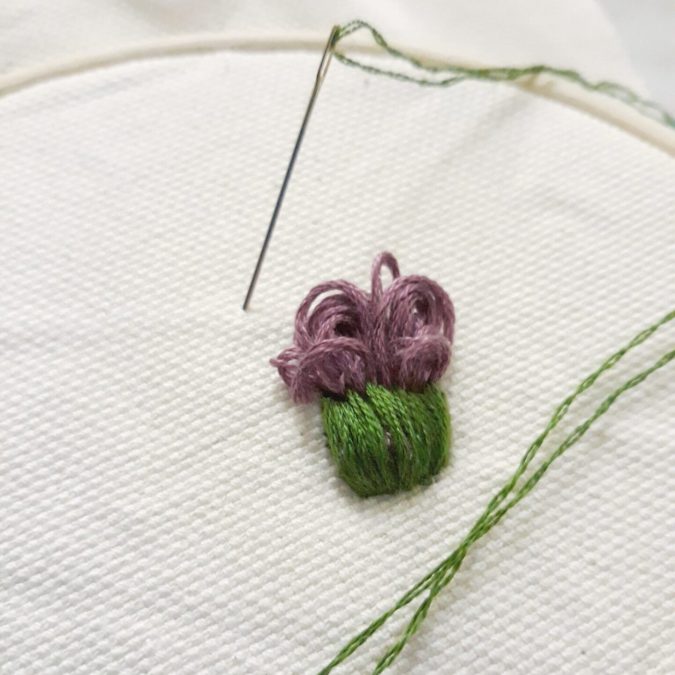 Embroidery tutorial: how to make a 3D thistle - Step 3