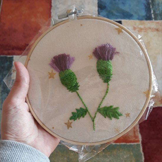 Embroidery tutorial: how to make a 3D thistle