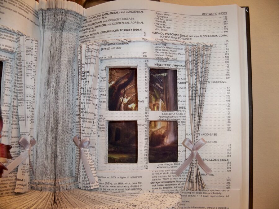 Book sculptures: how to turn old volumes into a fairy tale