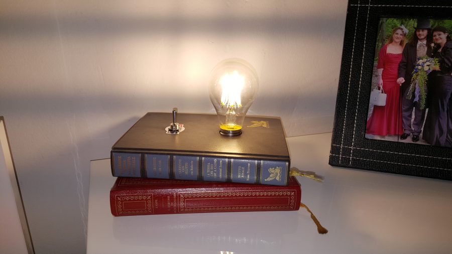 Book lamp