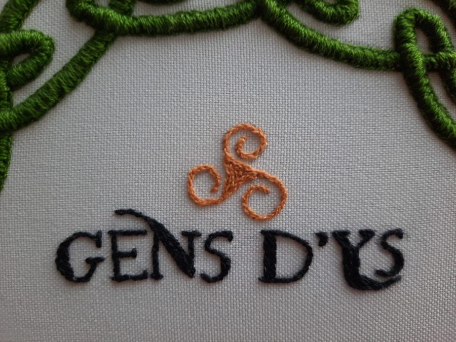 Gens d'Ys Celtic embroidery
