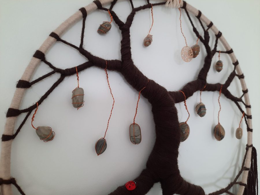Macramé tree of life in wool