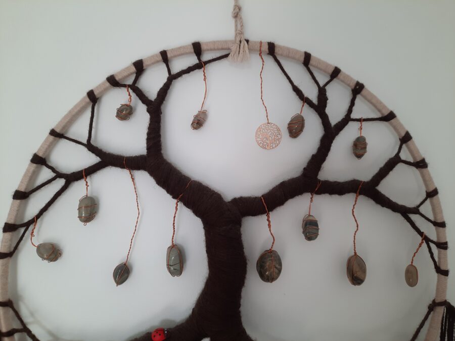 Macramé tree of life in wool
