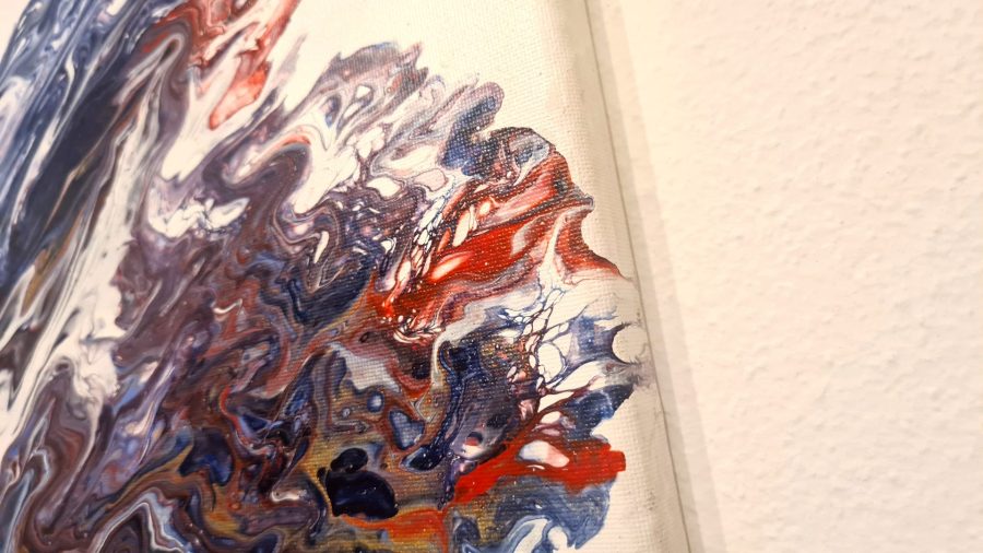 Acrylic pouring: Blue Blossom