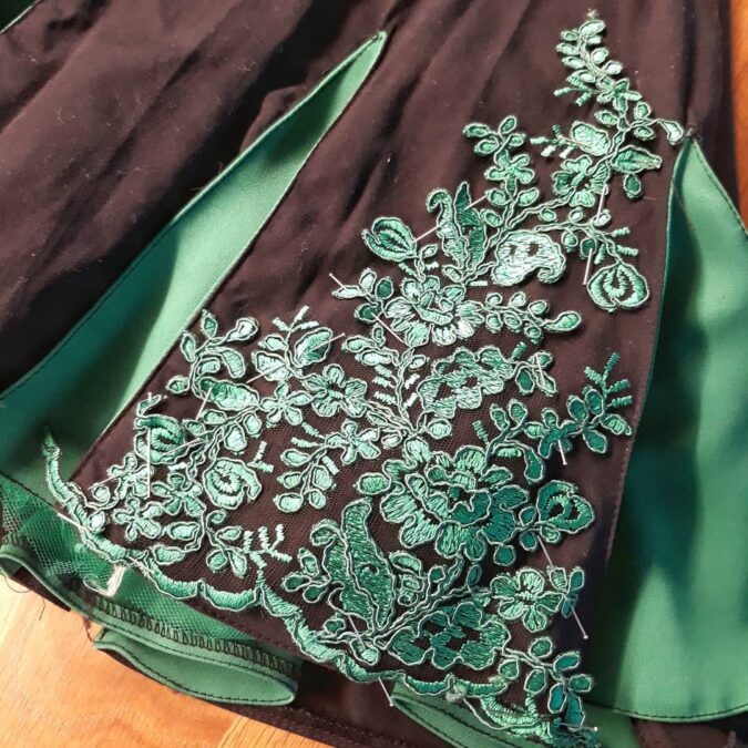 Making my Irish dance Solo dress: adding lace to the skirt