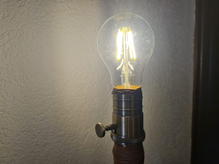 Bottle lamp with sand
