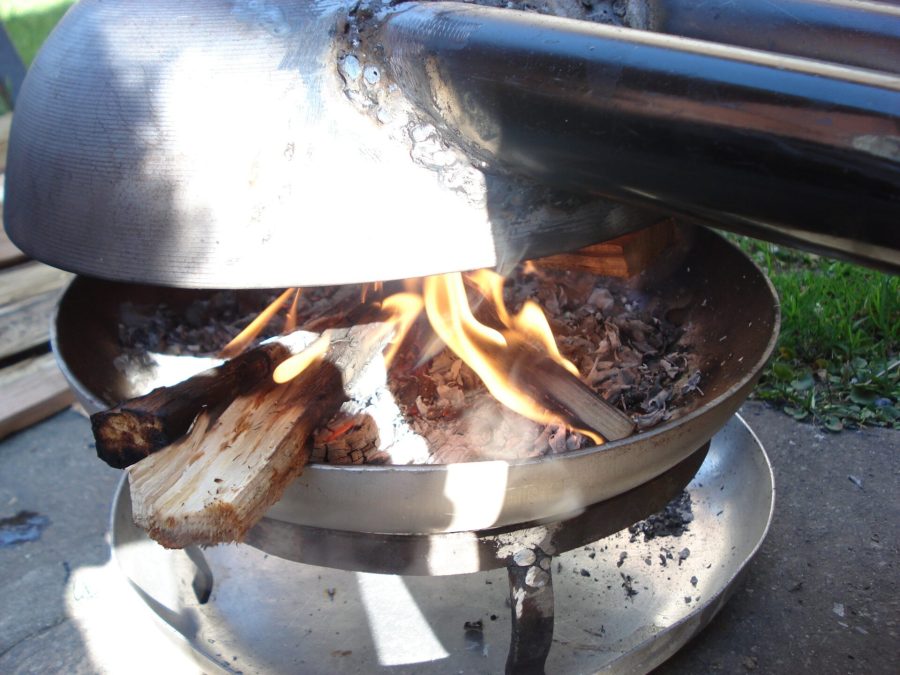 Meat dryer and smoker machine