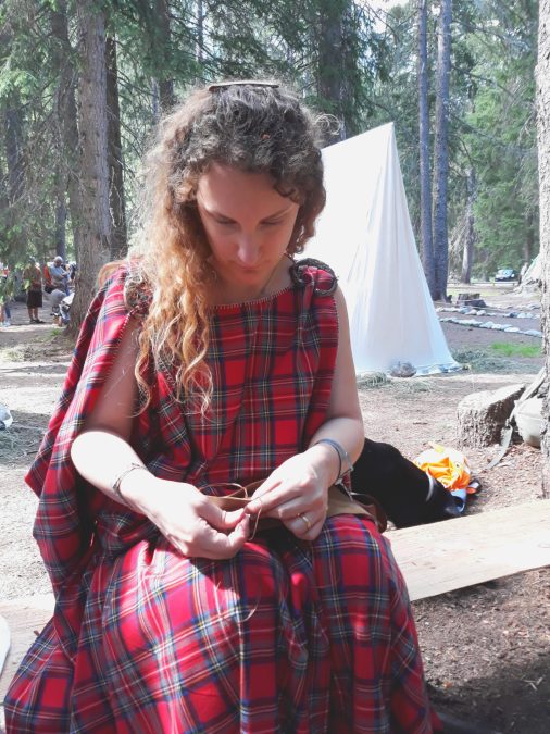 Celtica Valle d'Aosta 2018: crafts workshop, the making of a leather purse