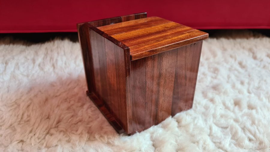 Wooden box with magnetic lid