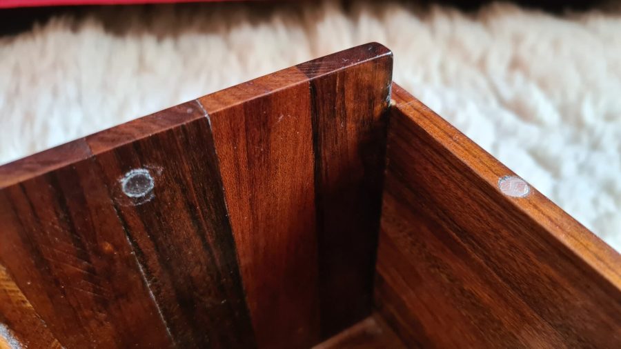 Wooden box with magnetic lid