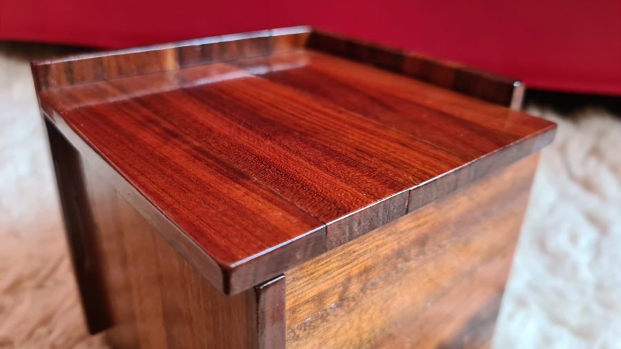 Wooden box with magnetic lid