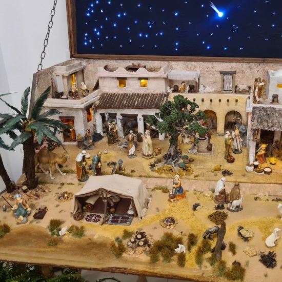 Nativity diorama inside an antique steamer trunk