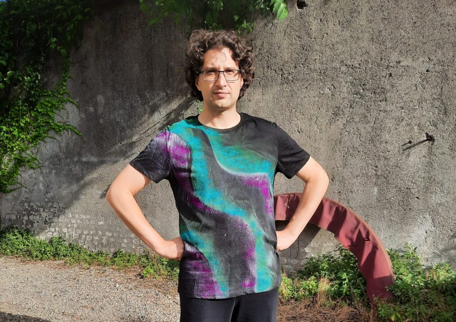 Locutus just before the 2022 Irish dance recital with his Aurora Borealis t-shirt