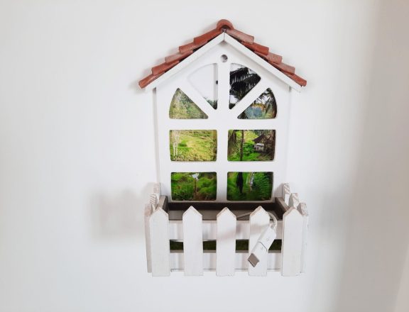 USB charging station in the shape of a window
