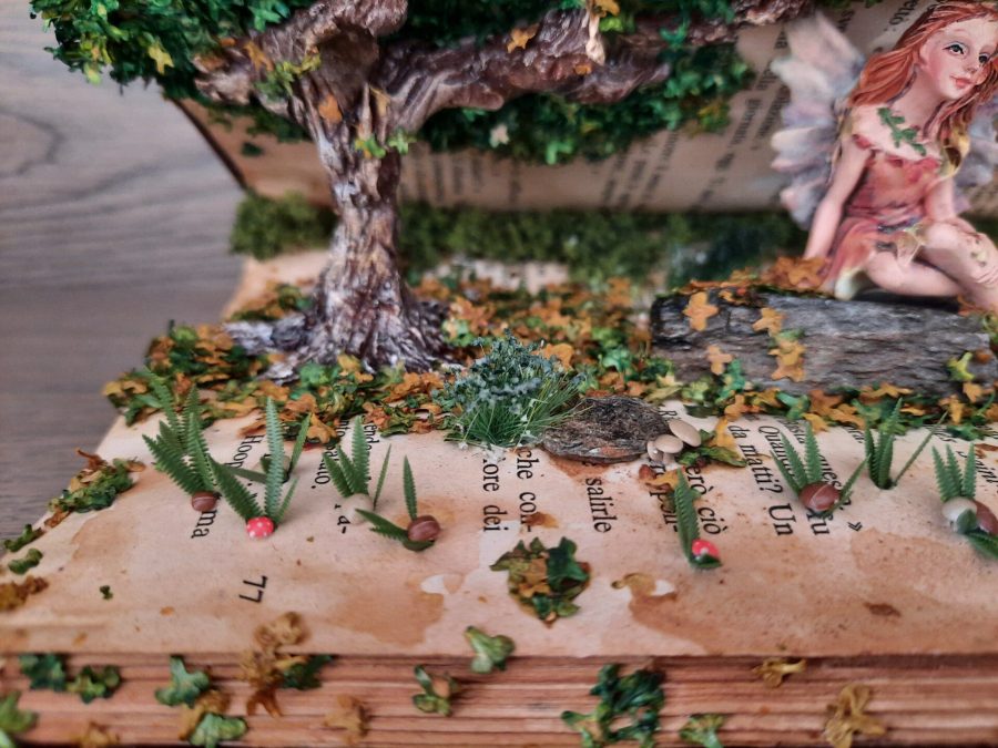 Fairy forest, the fairy on the rock, pink version: vegetation