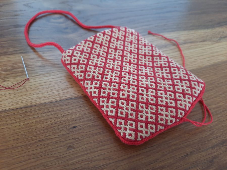 Making a German brick stitch embroidered purse: the lucetted hanging cord