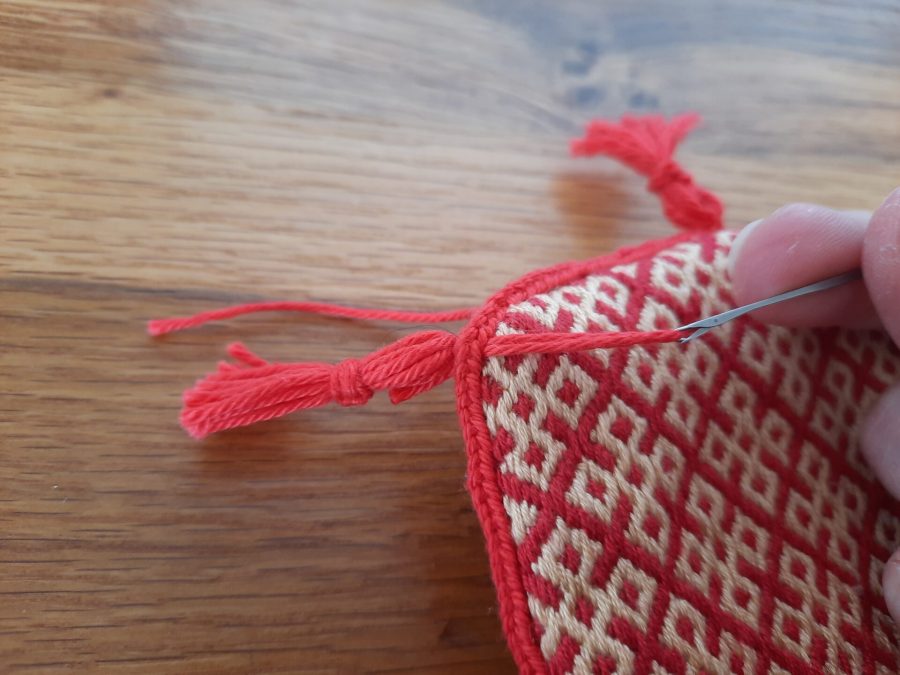 Making a German brick stitch embroidered purse: adding decorative tassels