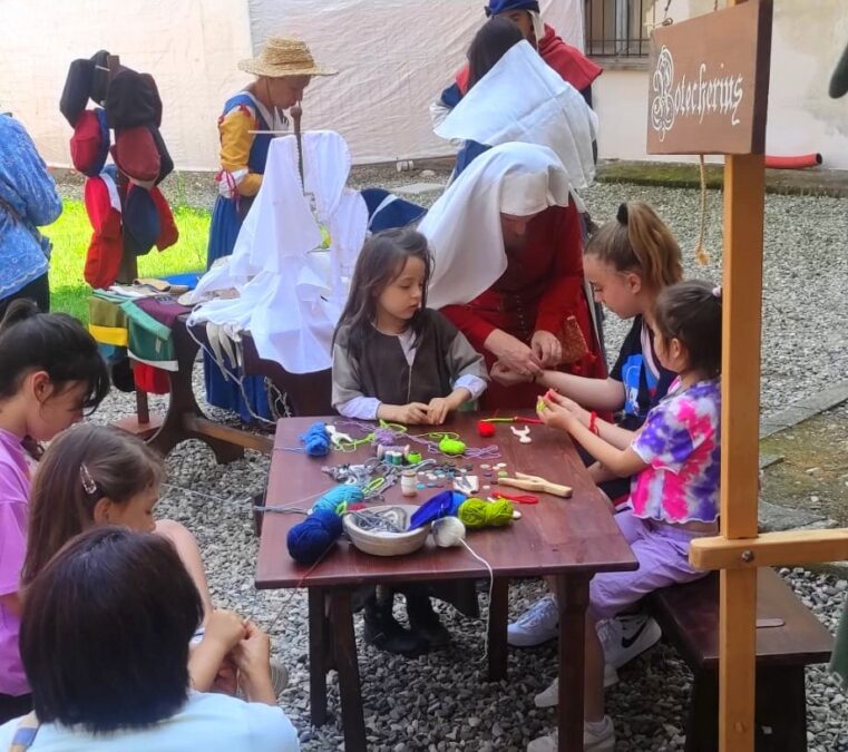 Our lucet workshop during Belgioioso Medievale, 3rd June 2023