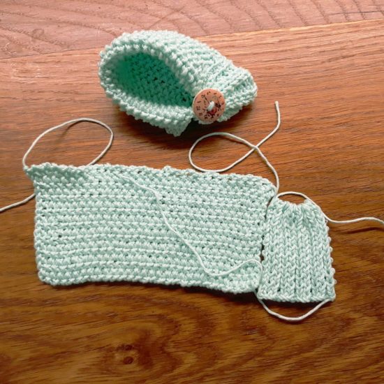 My knitted baby shoes before and after assembly