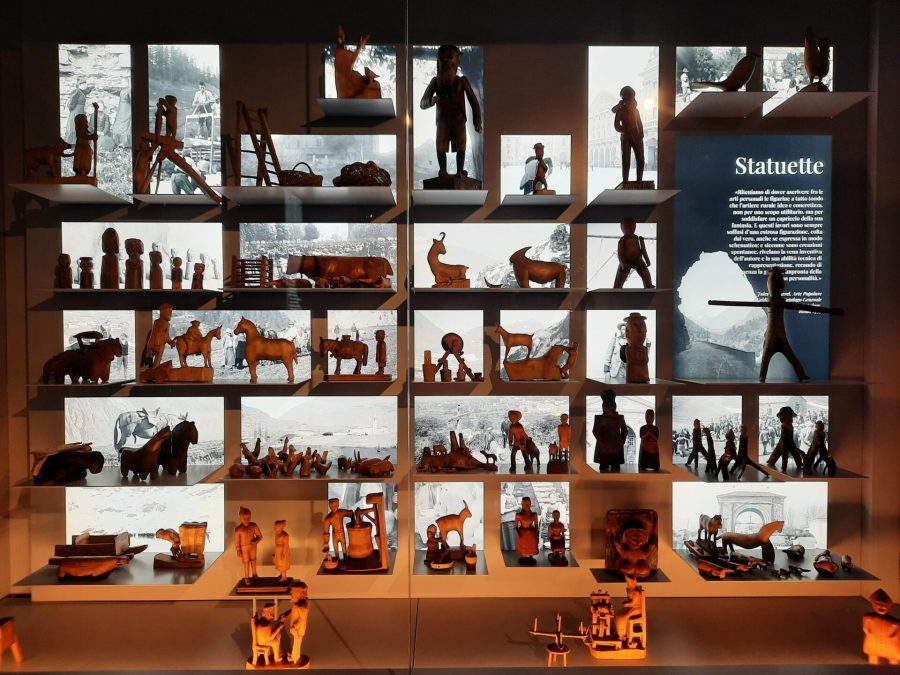 MAV - Museo dell'Artigianato Valdostano di tradizione: section 1, "Memory". Statues