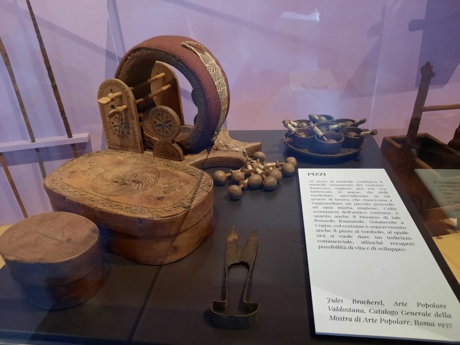 MAV - Museo dell'Artigianato Valdostano di tradizione: section 1, "Memory". Lacemaking