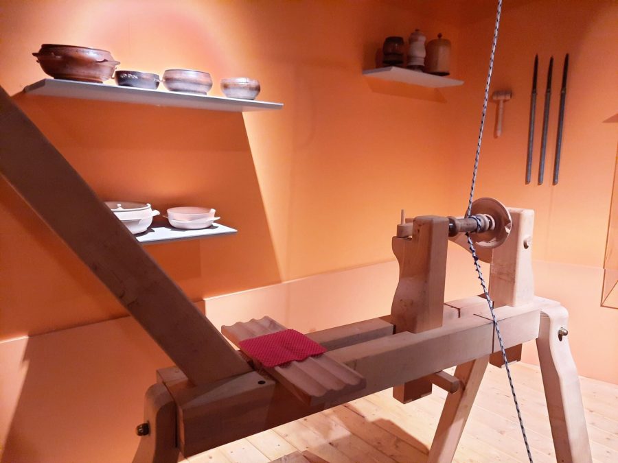 MAV - Museo dell'Artigianato Valdostano di tradizione: the lathe