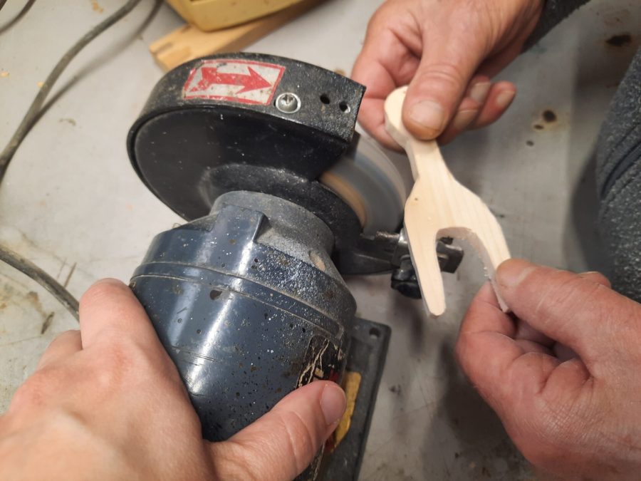 Making new lucets for our first workshop with our own design