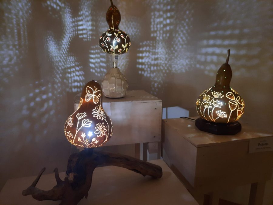 "C'era una zucca", the exhibition of carved pumpkins by Mariangela Faccini and Samuel Macalli, August 2023 at the Castle of Zavattarello (Pavia, Italy)