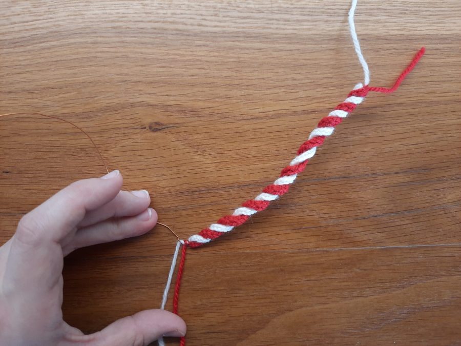 Lucet Christmas projects: candy cane
