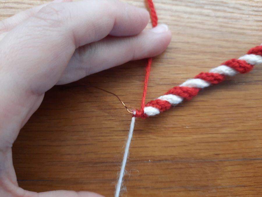 Lucet Christmas projects: candy cane