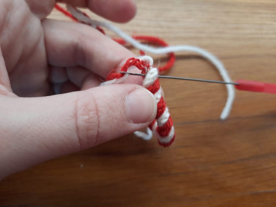 Lucet Christmas projects: candy cane