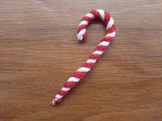 Lucet Christmas projects: candy cane
