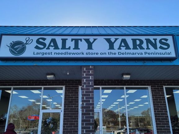 Salty Yarns, Berlin (USA)