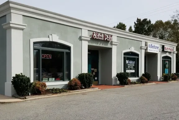 Stitch Point on Friendly, Greensboro (USA)