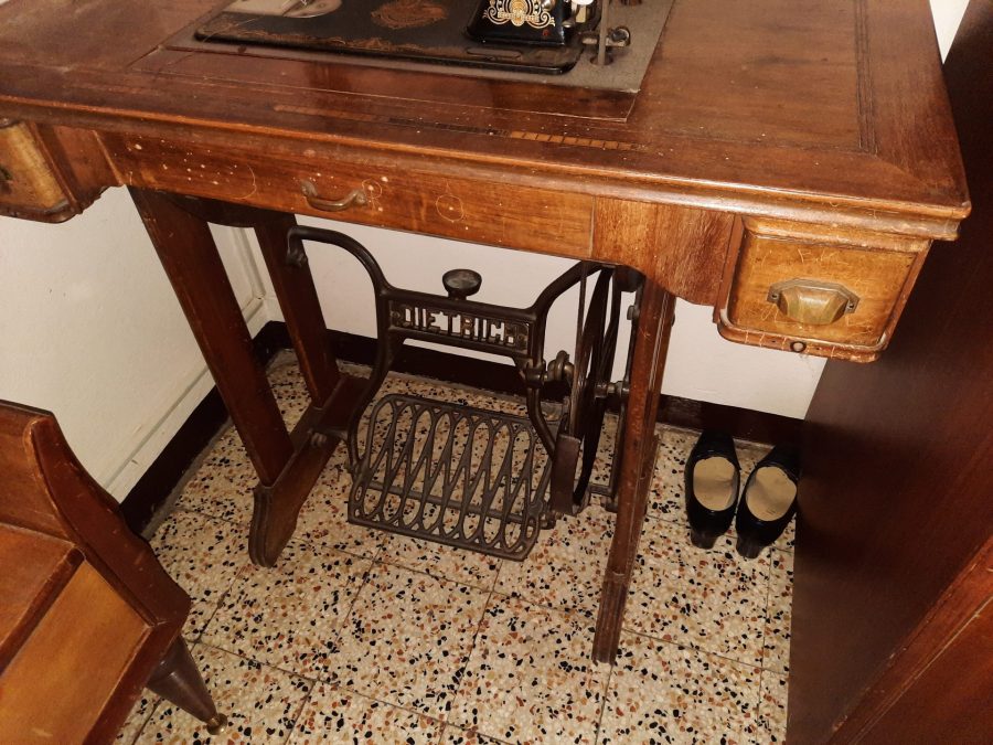 The vintage Vesta Dietrich sewing machine that belonged to my husband's grandmother
