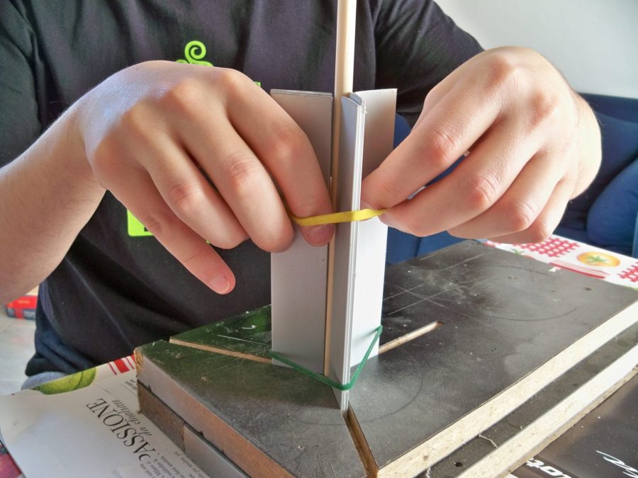 Our custom jig for arrows fletching
