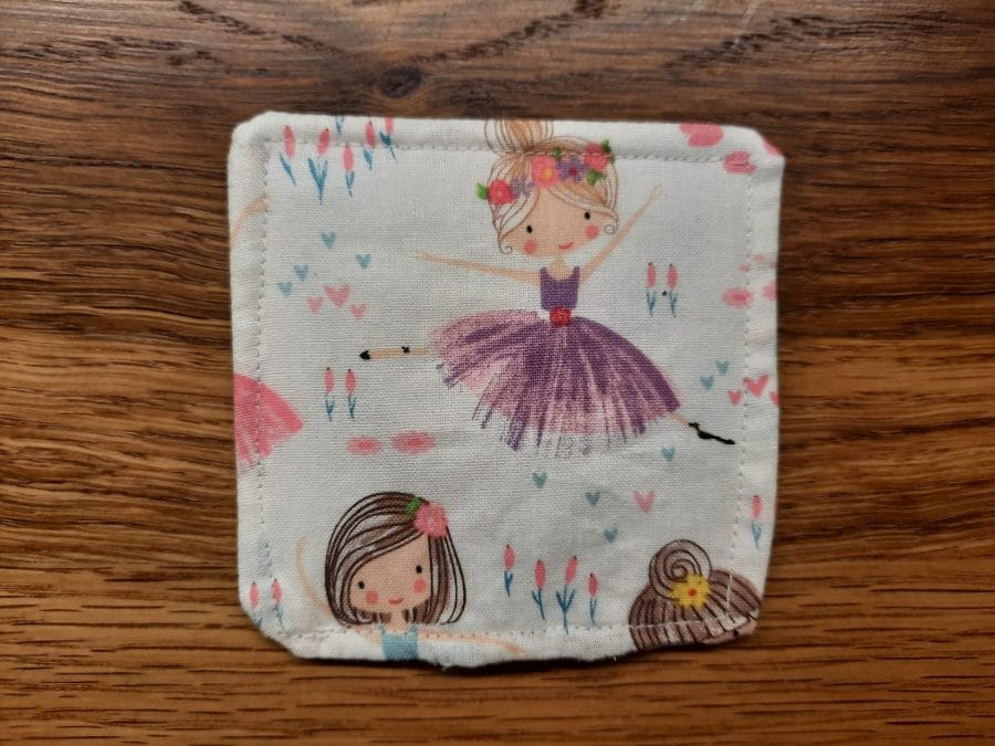 Corner bookmark, with ballerinas