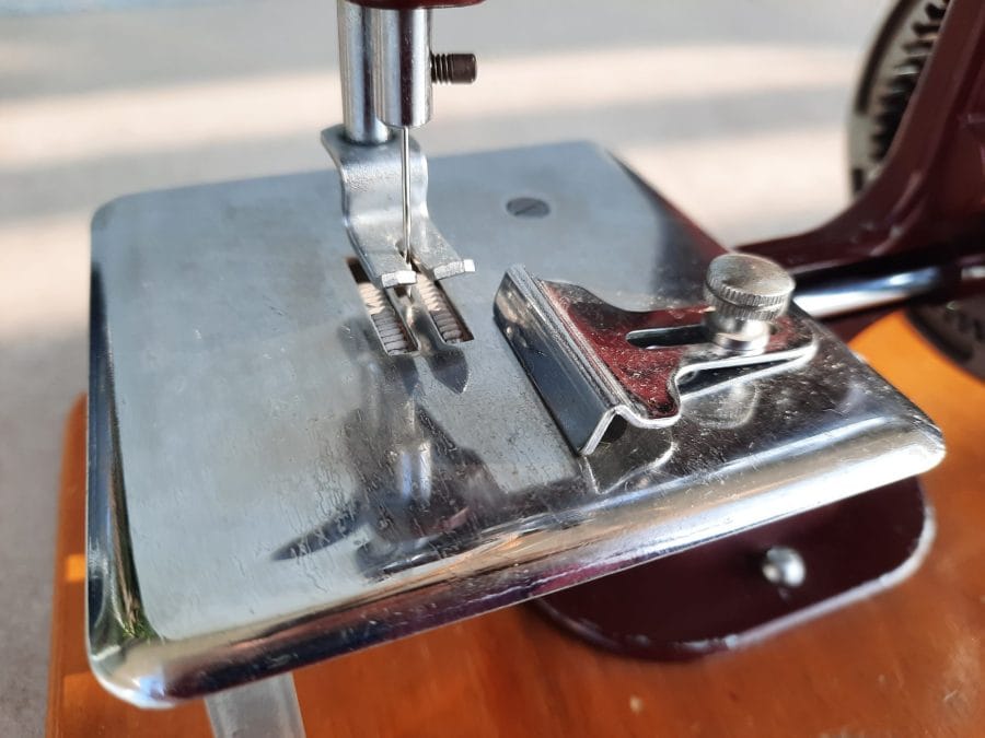 My vintage miniature Essex MK1 sewing machine