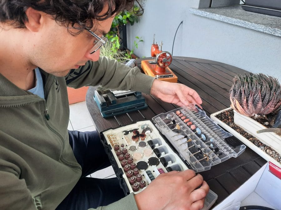 Trying to fix the feed dogs of my Orsha sewing machine by drilling the holes in the needle plate to make them fit