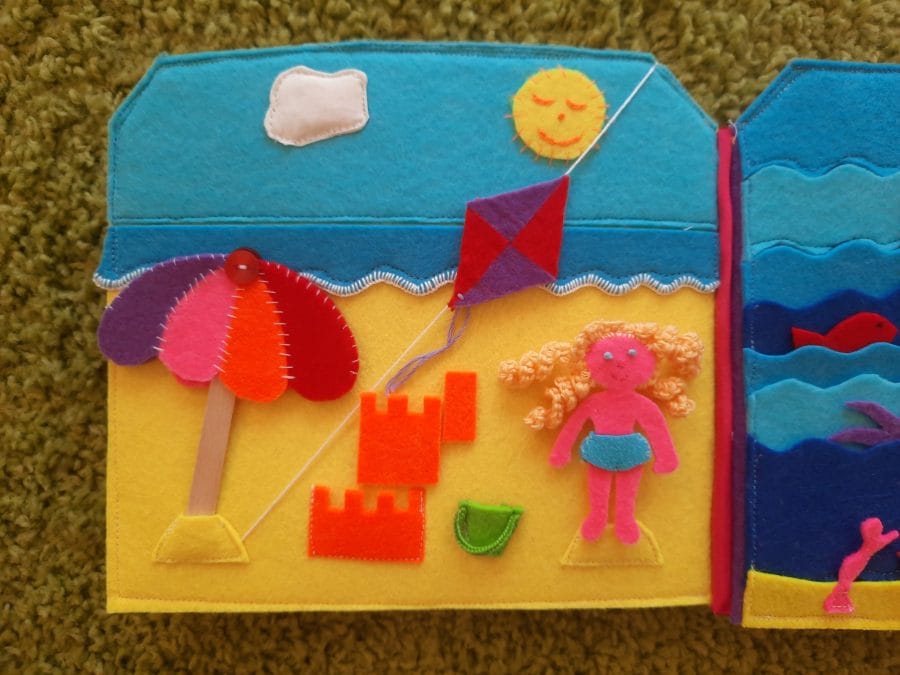 Felt busy book "Train to the seaside"