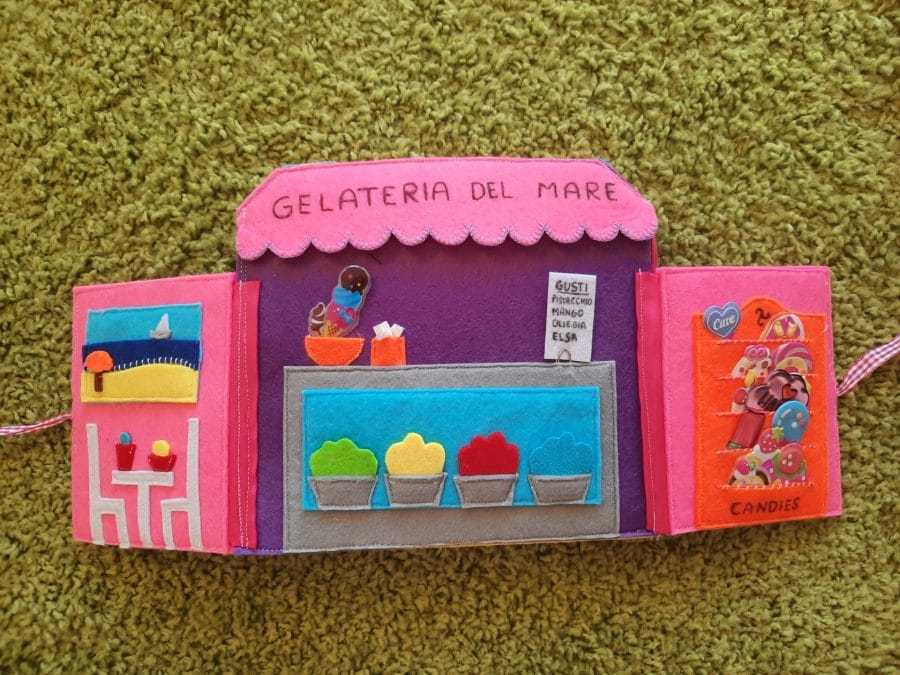 Felt busy book "Train to the seaside"