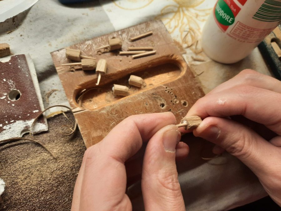 Making a Nativity diorama inside an antique steamer trunk: making the roof for the stable