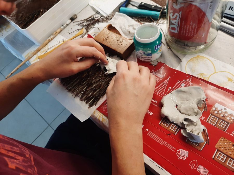 Making a Nativity diorama inside an antique steamer trunk: building the roof for the stable