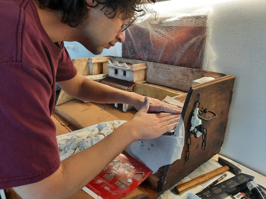 Making a Nativity diorama inside an antique steamer trunk: building the roof for the stable