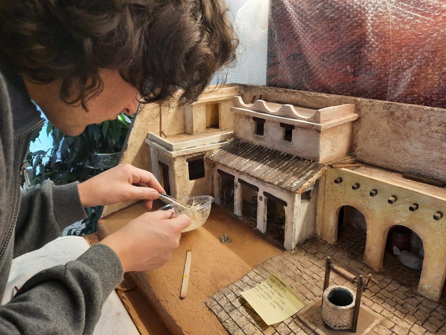 Making a Nativity diorama inside an antique steamer trunk: furnishing the horses stable