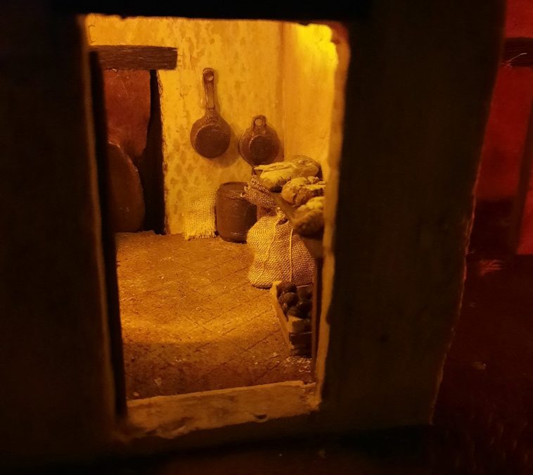 Making a Nativity diorama inside an antique steamer trunk: the kitchen