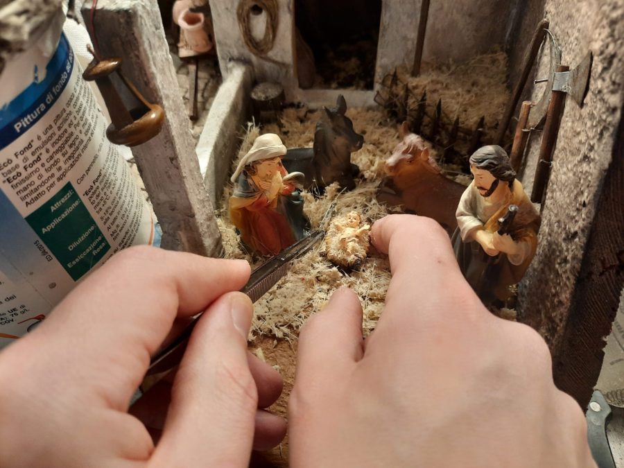 Making a Nativity diorama inside an antique steamer trunk: refining details in the holy stable