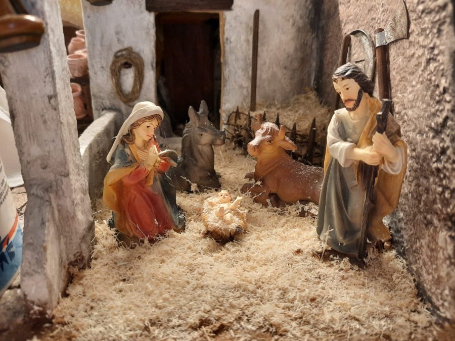 Making a Nativity diorama inside an antique steamer trunk: refining details in the holy stable
