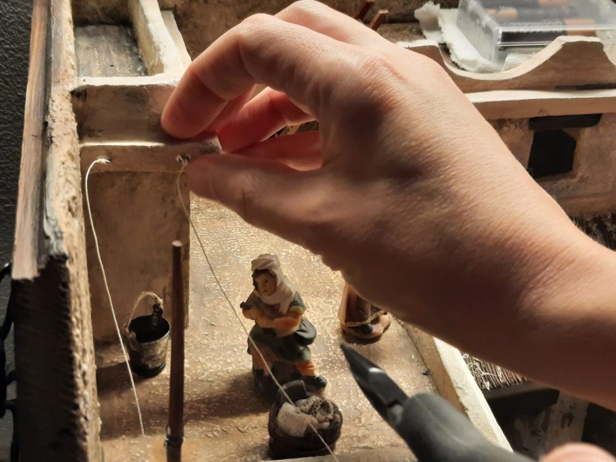Making a Nativity diorama inside an antique steamer trunk: the domestic balcony