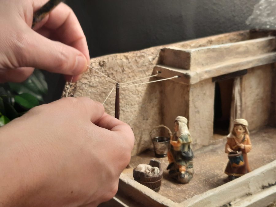 Making a Nativity diorama inside an antique steamer trunk: the domestic balcony